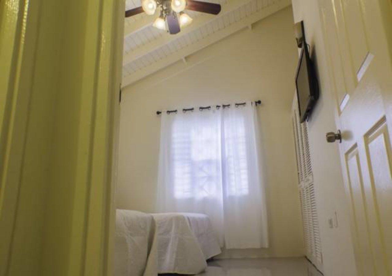 אוצ'ו ריוס N2N Suites - Ochio Rios Vacation Home מראה חיצוני תמונה