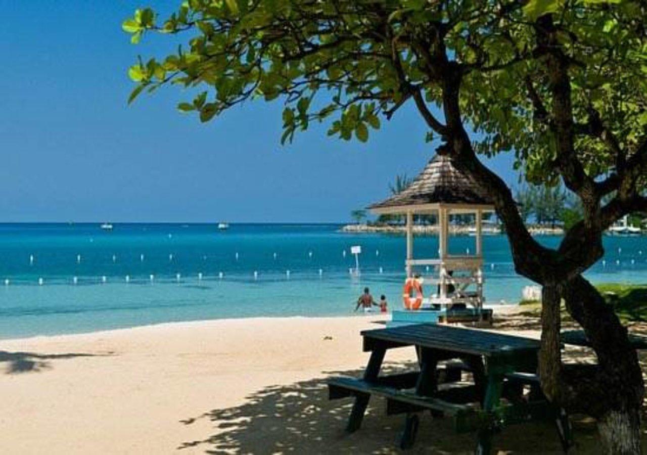 אוצ'ו ריוס N2N Suites - Ochio Rios Vacation Home מראה חיצוני תמונה