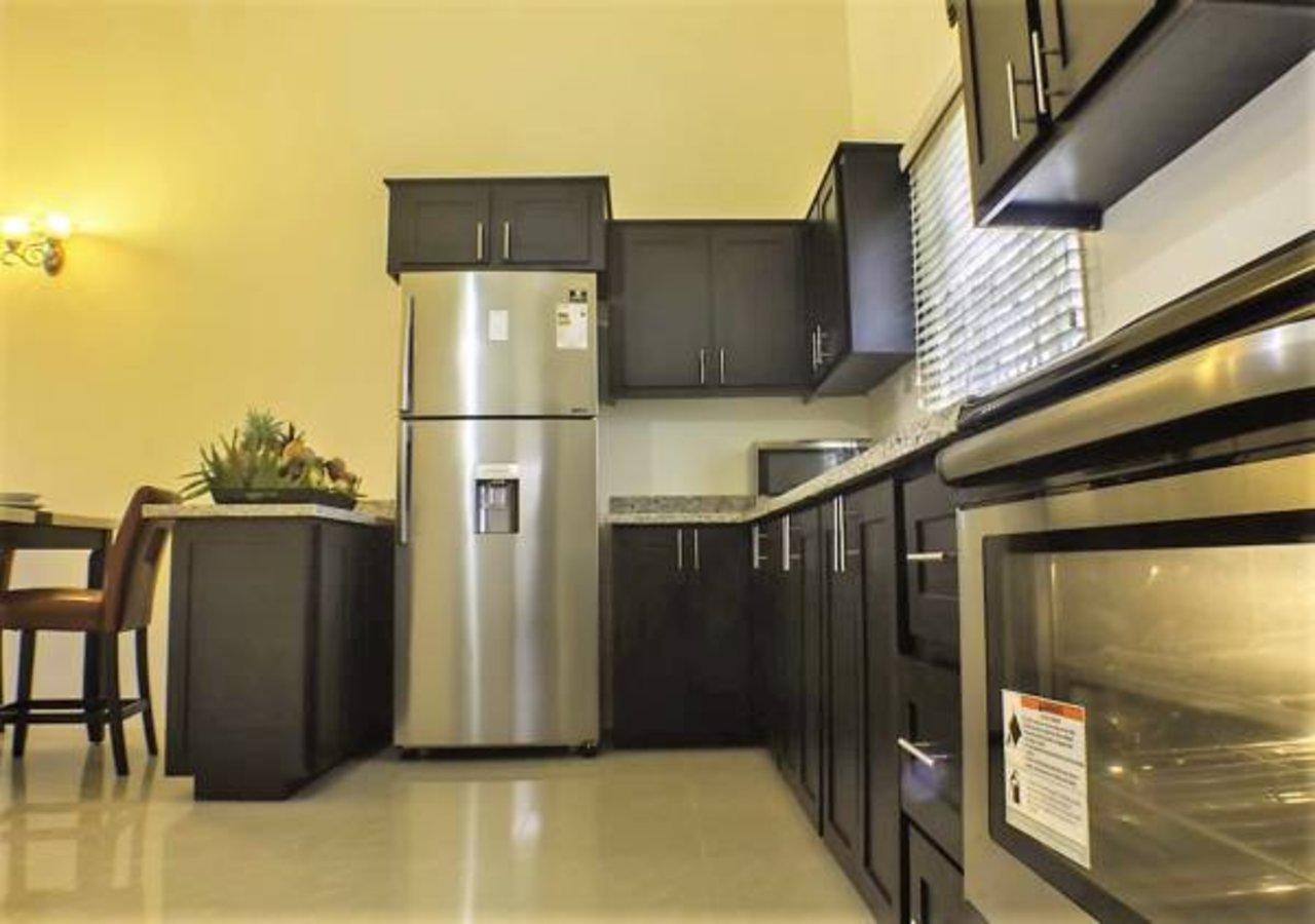 אוצ'ו ריוס N2N Suites - Ochio Rios Vacation Home מראה חיצוני תמונה